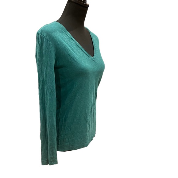 J.Crew. Medium. Green. V-neck. Free w/bundle. Bleach stain, see pics/video! - Picture 6 of 9